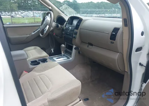 2010 Nissan Pathfinder Se from USA, damaged, VIN 5N1AR1NB9AC628175